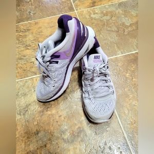 ❤️ Nike Women's Sneakers 💙